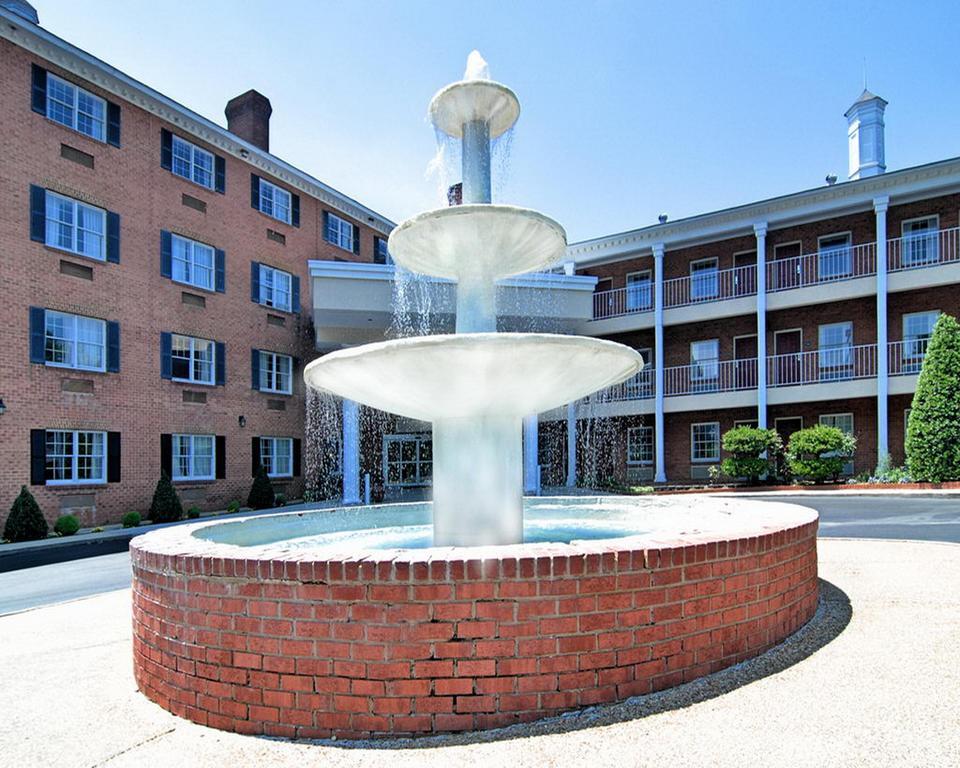 Days Inn By Wyndham Williamsburg Historic Area Exterior photo