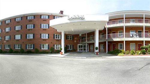 Days Inn By Wyndham Williamsburg Historic Area Exterior photo
